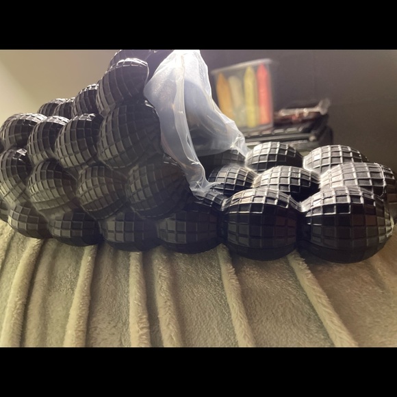 Black bubble slides.  Size:39-40.  Never Worn. - Picture 2 of 8